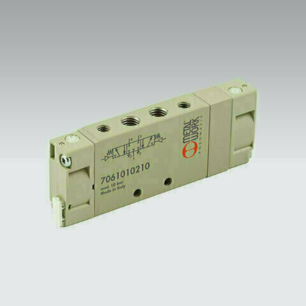 7061010210 - MPV 16 PNS CC Metal Work