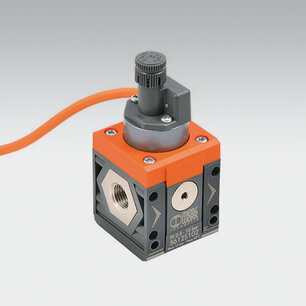 Syntesi 5620S200  DRUKSCHAKELAAR CONNECTOR M8 SY2 ZONDER AANSLUITMOER S